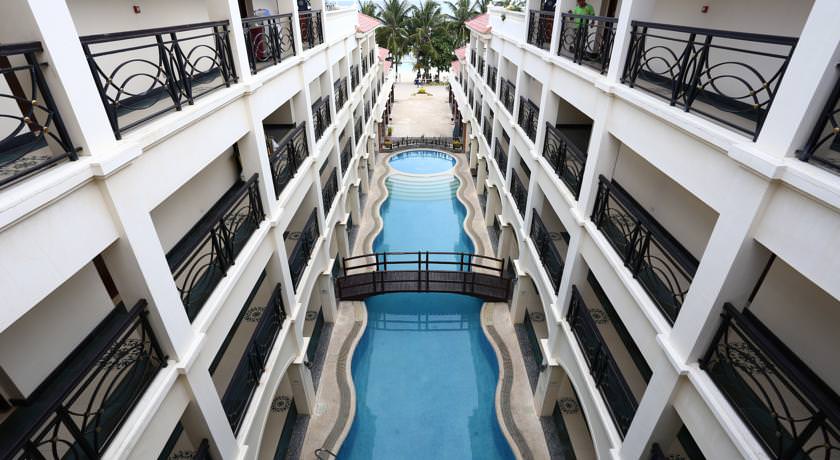 Ultimate List of the Best Luxury Hotels in Boracay 18