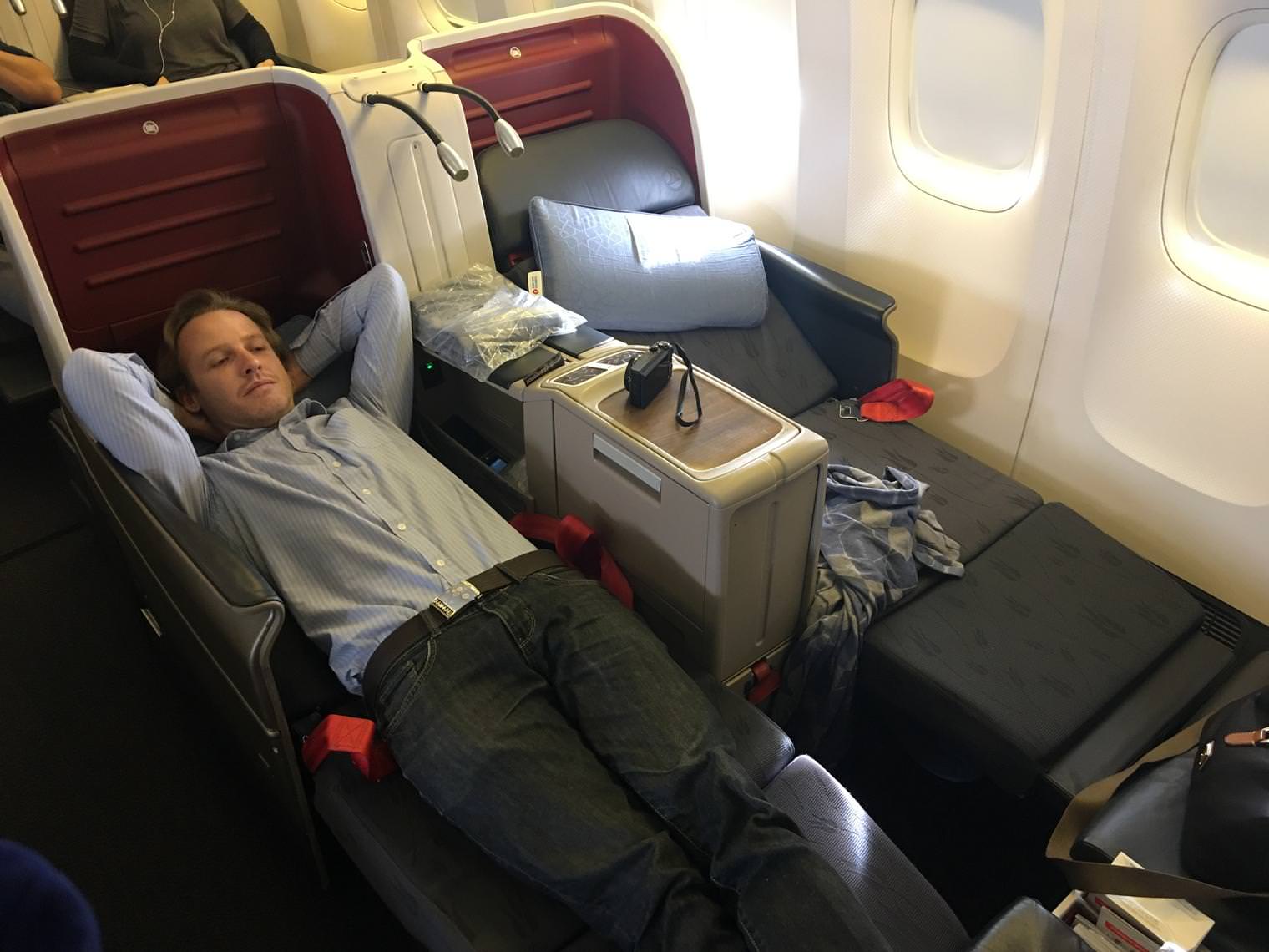 Turkish Airlines Business Class Flight Tk Boeing Er W