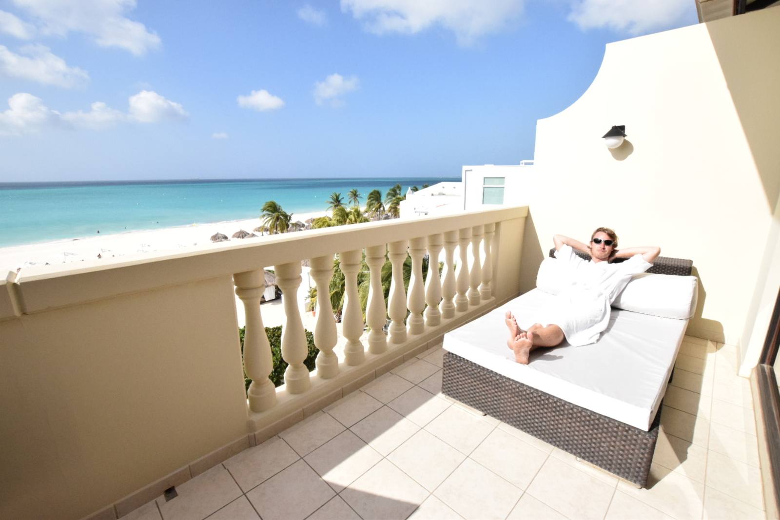 Why Bucuti & Tara Beach Resort is the Best Honeymoon Spot in Aruba for Couples