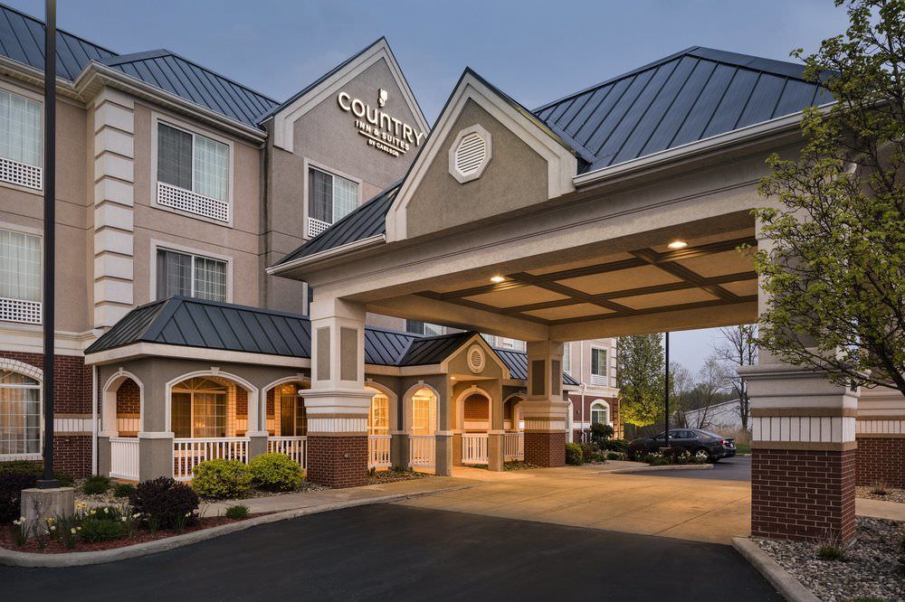 Ultimate List of Best Luxury Hotels in Portage, Michigan, Country Inn & Suites By Carlson, Michigan City