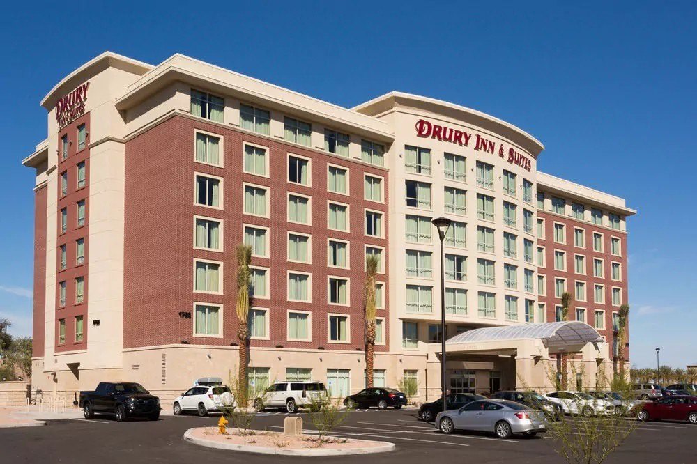 Ultimate List of Best Cheap Hostels for Backpackers in Chandler, Arizona, Drury Inn & Suites Phoenix Chandler Fashion Center