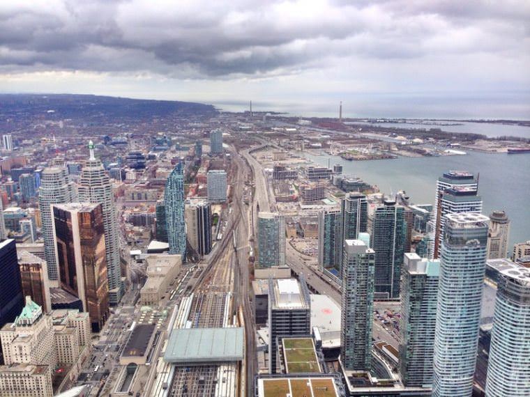 Uitzicht op de CN Tower in Toronto, Canada