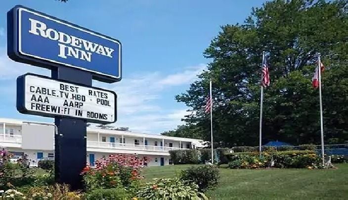 Ultimate List of Best Cheap Hostels for Backpackers in Rutland, Vermont, Rodeway Inn