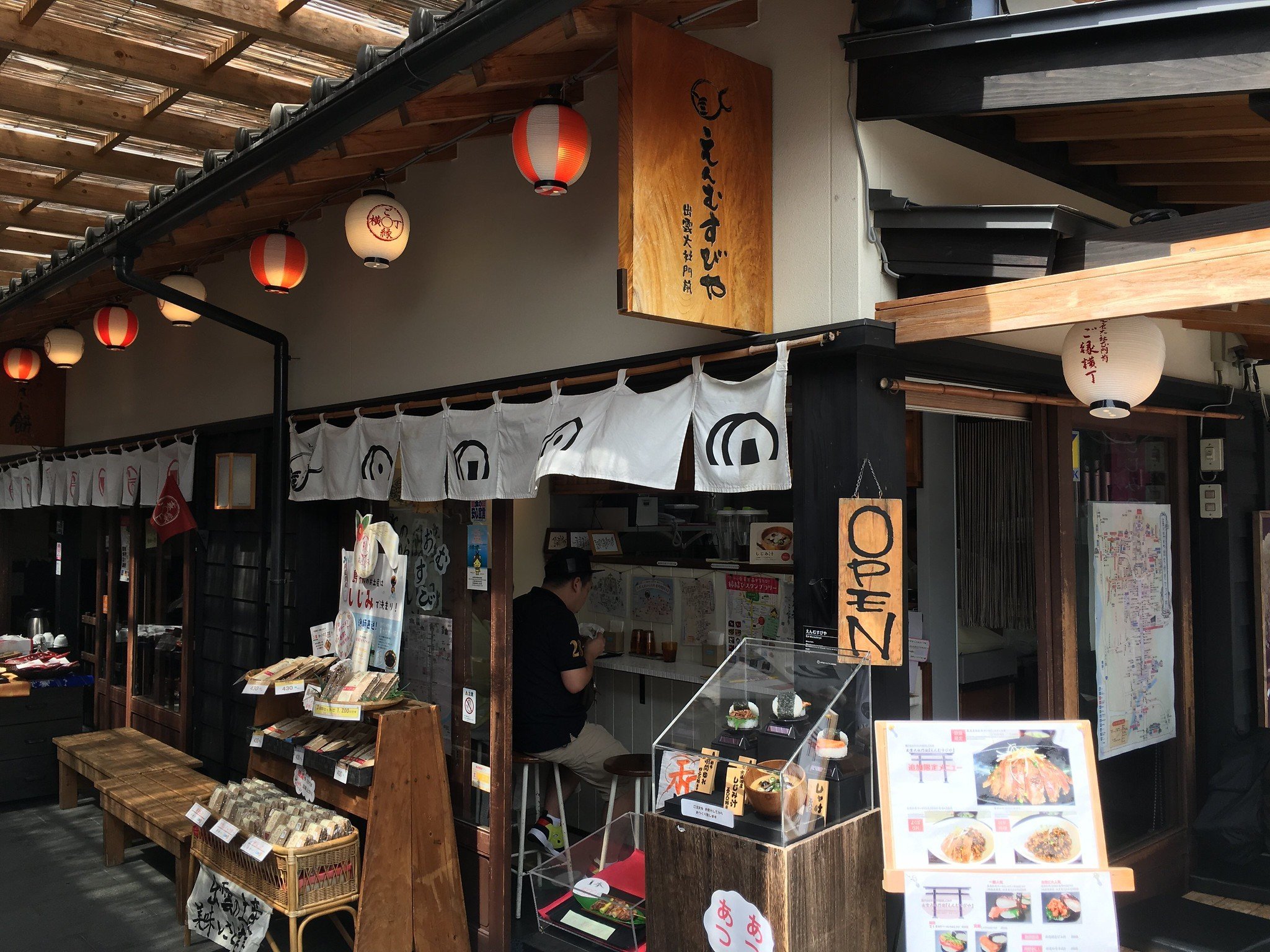 Asiatisk mat 12 typer av japanska rätter du kan hitta i Tokyo