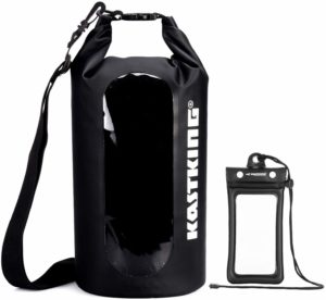 The Top 10 Dry Bag to Use to Keep Your Wet Clothes while Traveling 1