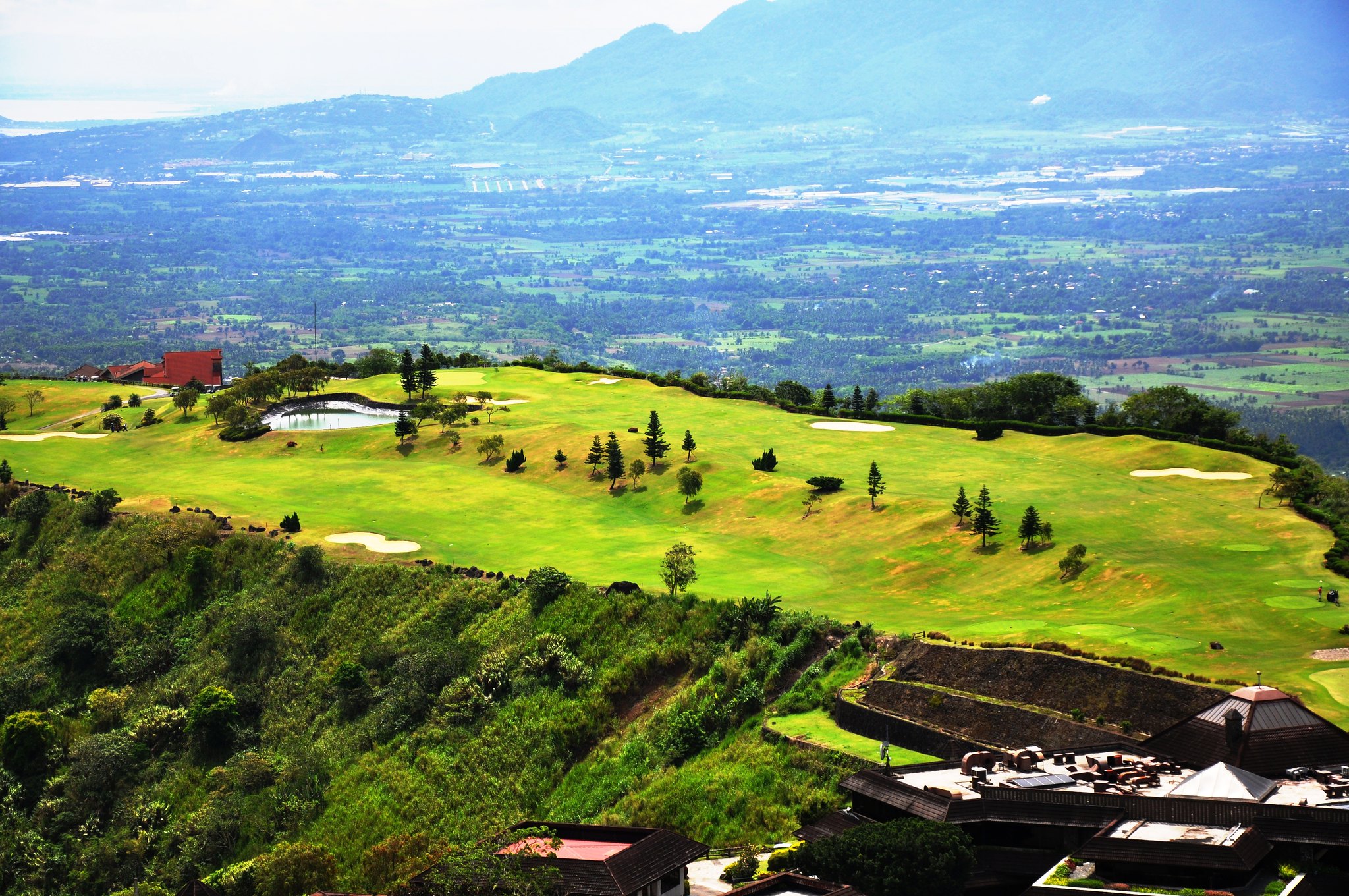 places to visit in tagaytay at night