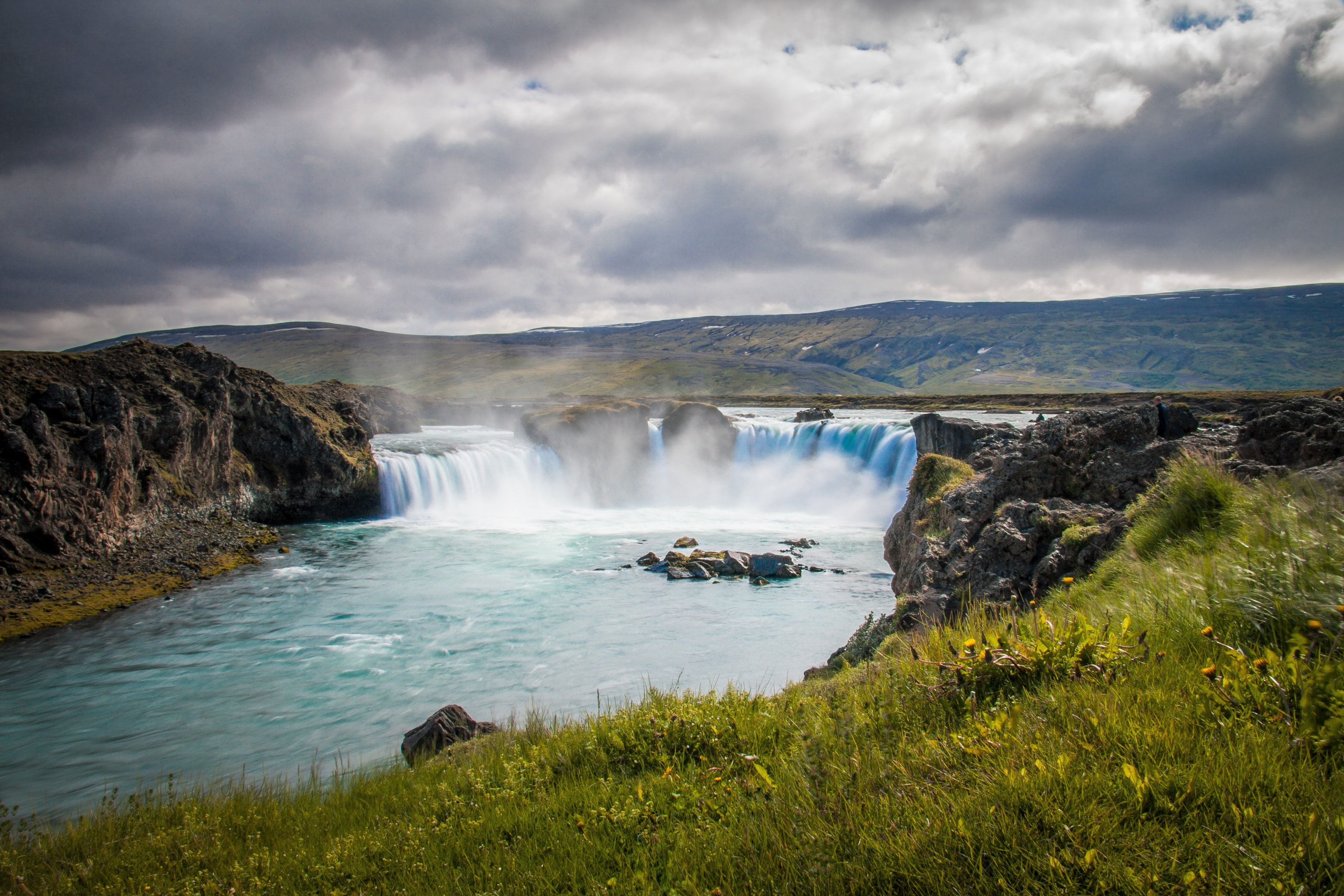 15 Best Things To Do in Iceland [with Suggested Tours]