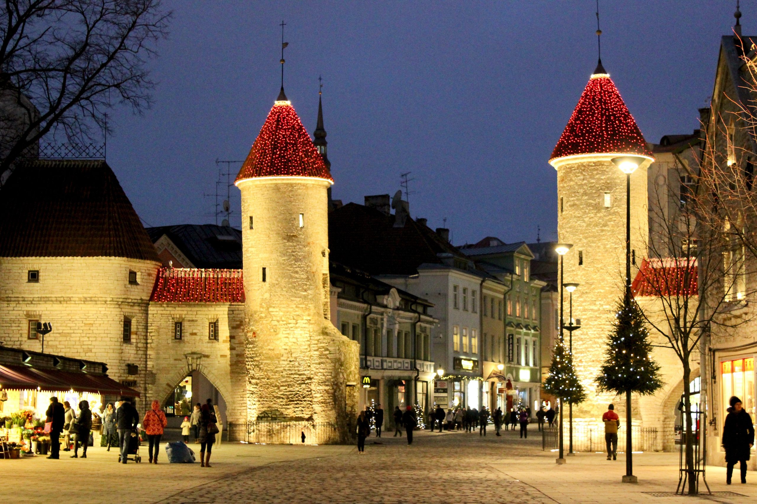 places to visit in tallinn old town