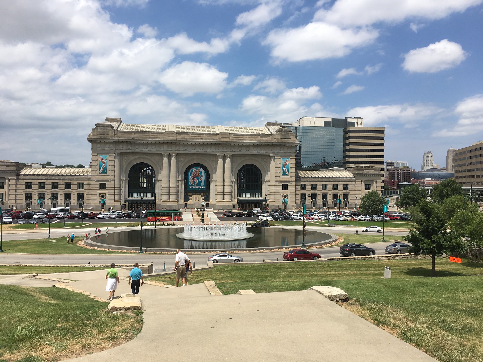 7 Best Things To Do in Kansas City and Where to Stay