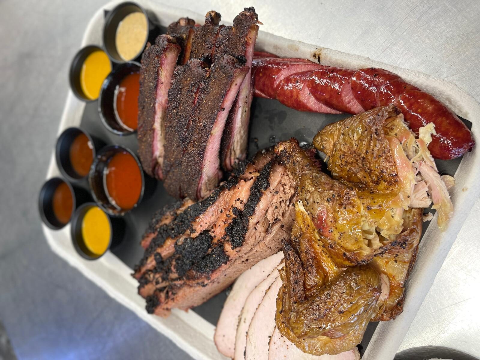 Dozier's Tillfredsställ ditt kött- och BBQ-sug när du är i Texas