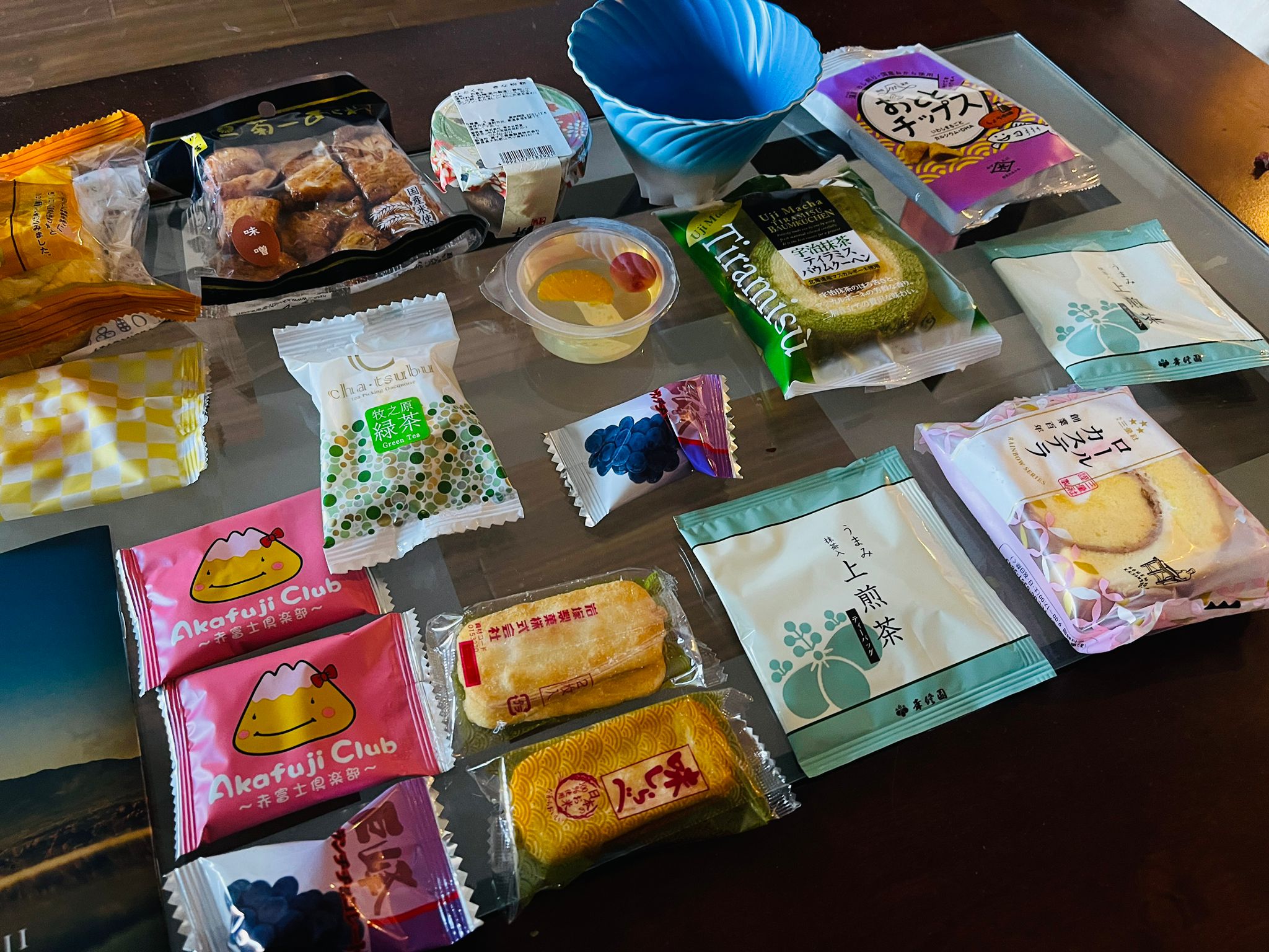 Sakuraco autentiska japanska snacks gjorda av lokala producenter i Japan