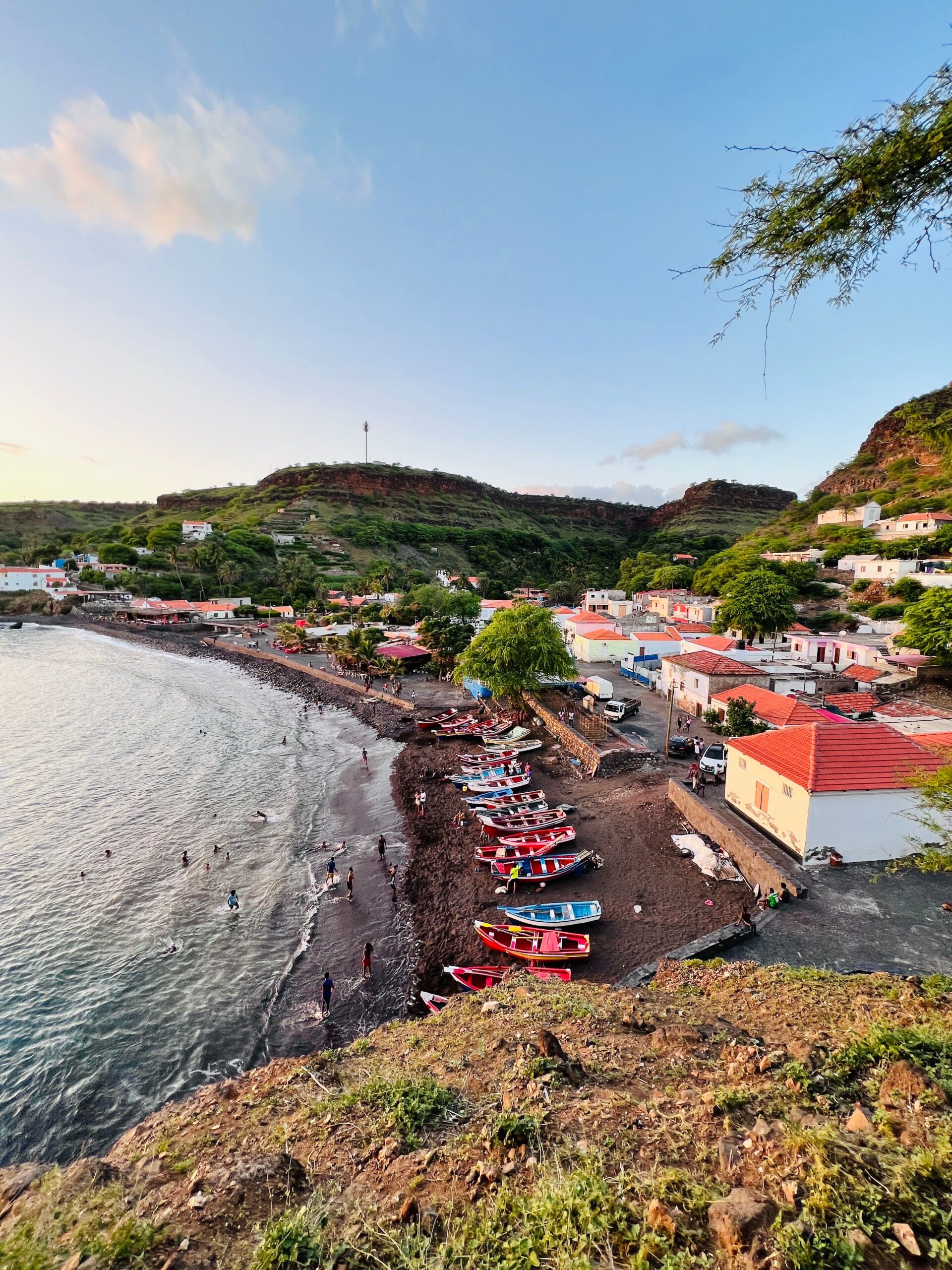 Viaje no tempo para Cidade Velha, Cabo Verde Meu 174º país!