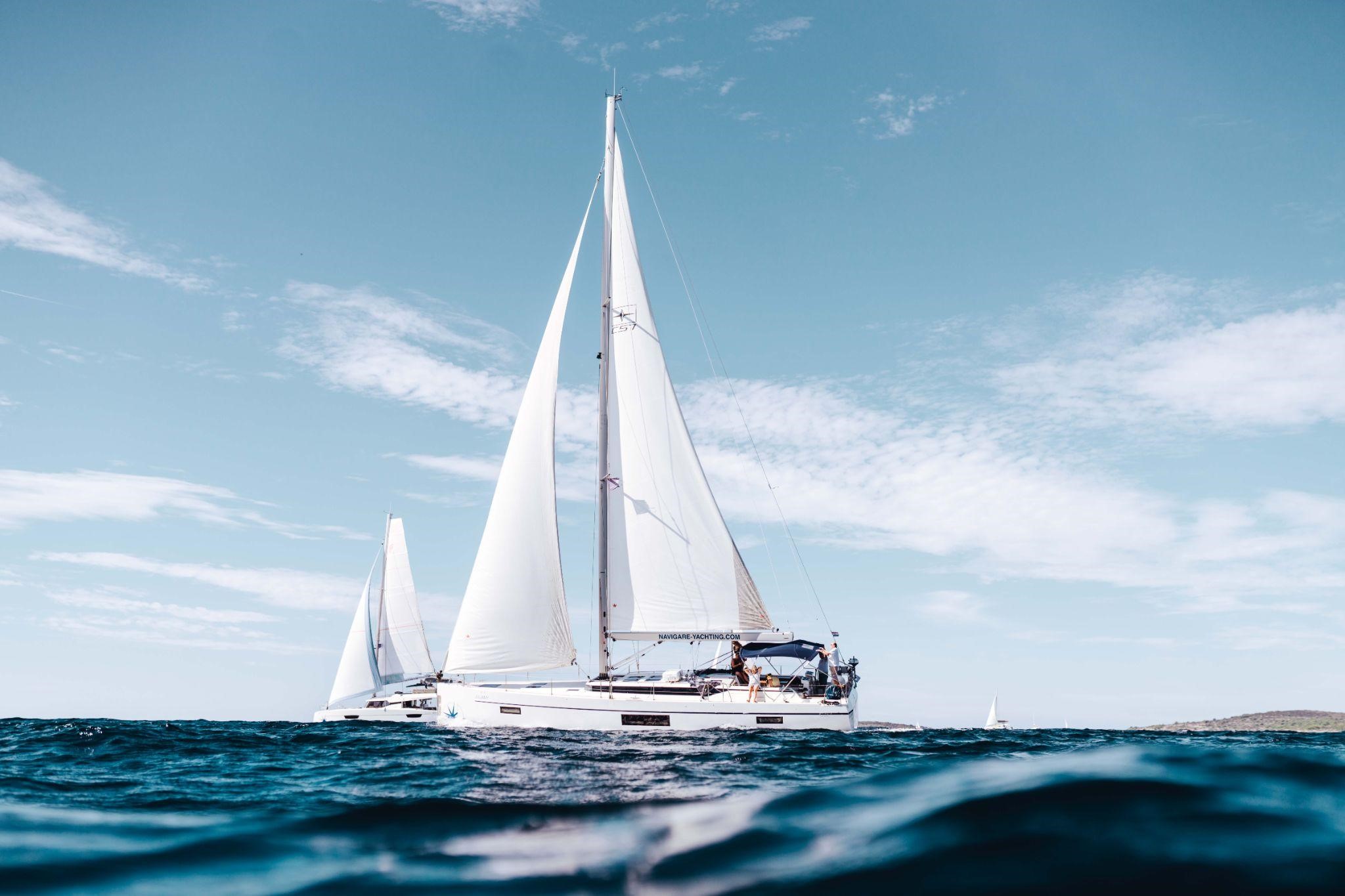 10 Reasons to Do a Sailing Vacation